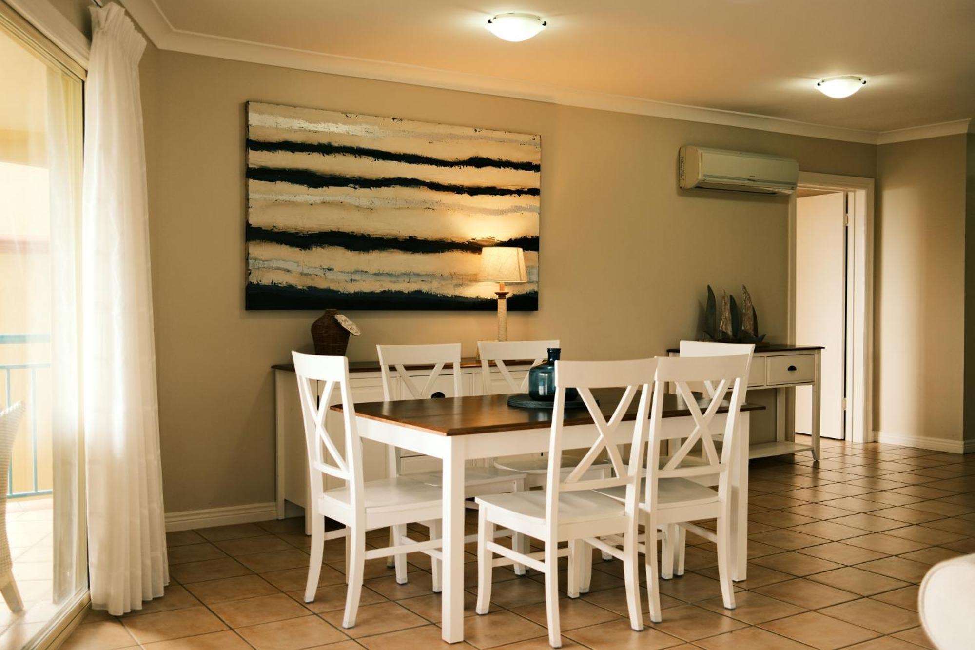 Toscana Village Resort Airlie Beach Exterior photo